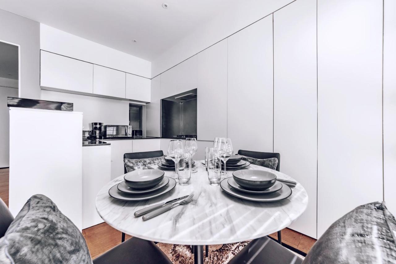 Interior-Designer Apartment With 2 Terraces Лондон Экстерьер фото