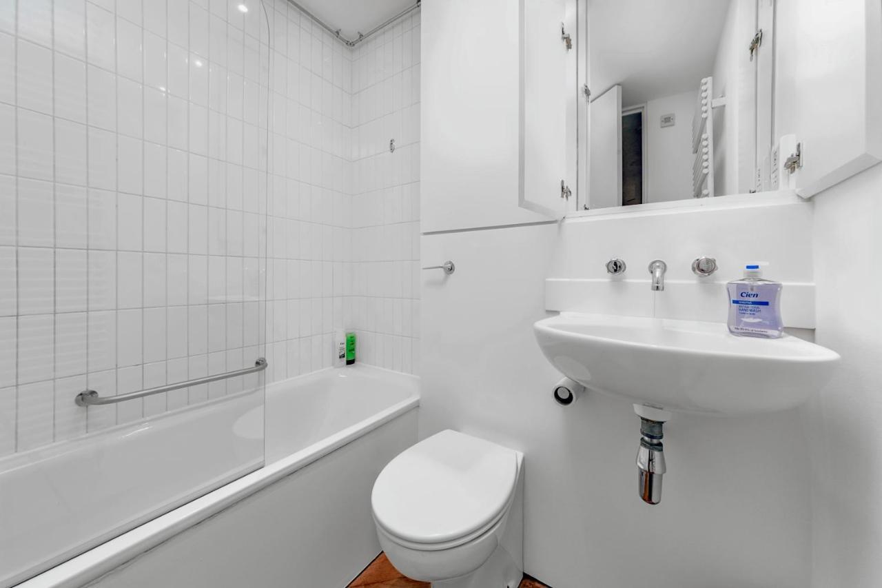 Interior-Designer Apartment With 2 Terraces Лондон Экстерьер фото